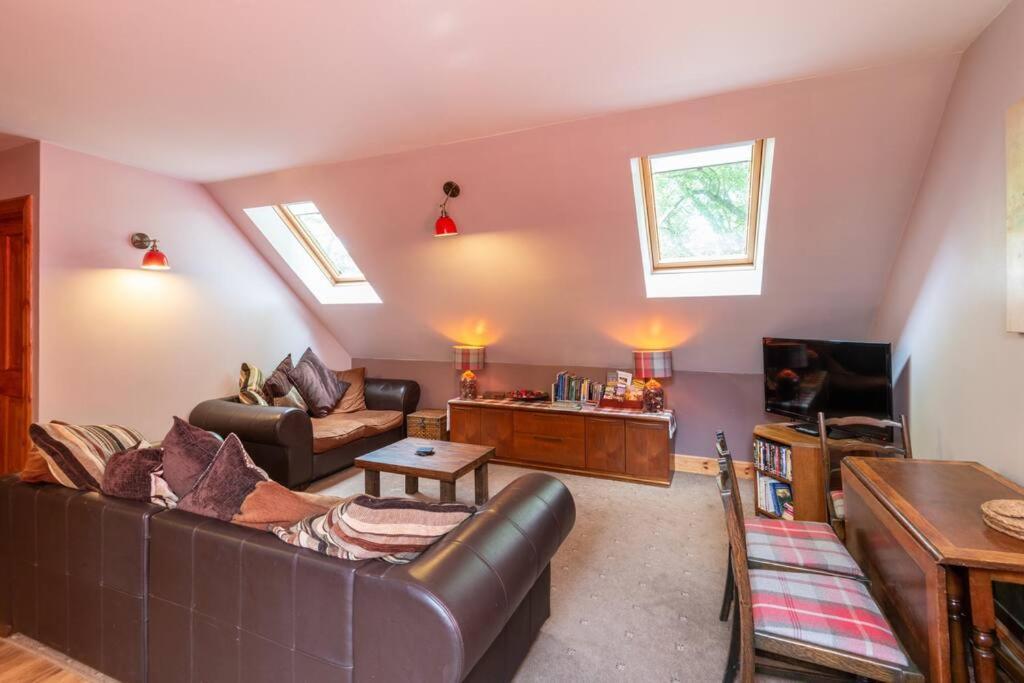 The Beeches Studio, Highlands Of Scotland Newtonmore Exteriér fotografie