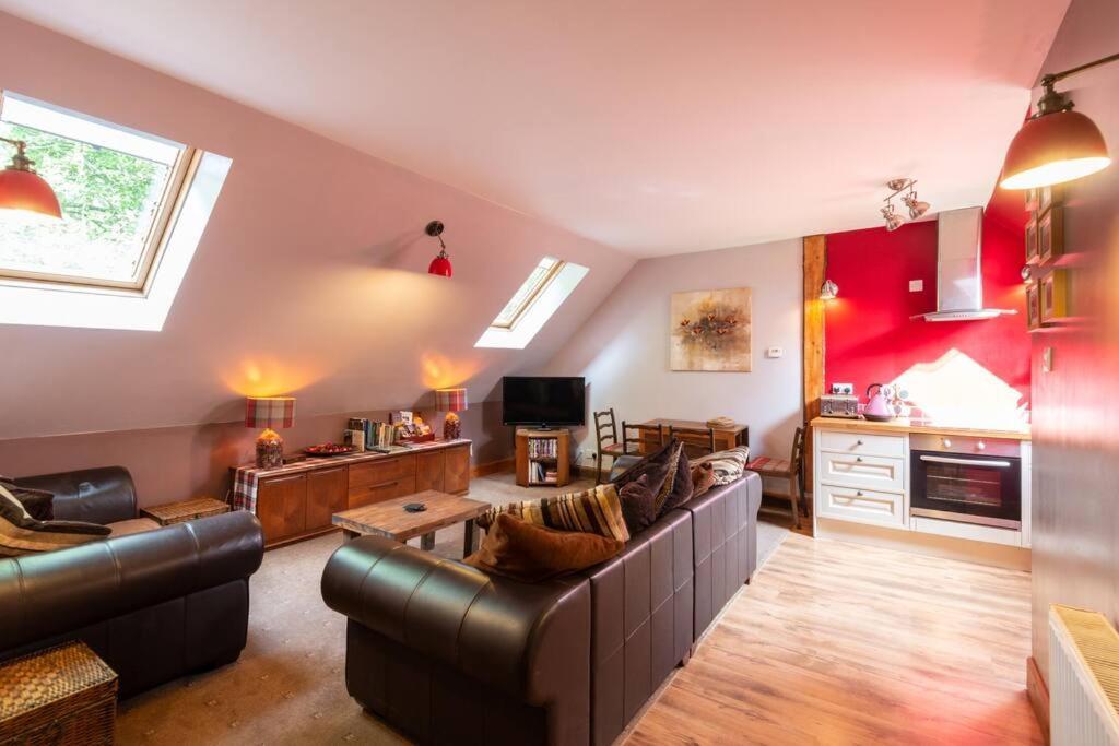 The Beeches Studio, Highlands Of Scotland Newtonmore Exteriér fotografie